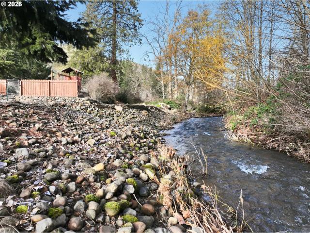 House for sale in The Dalles, Wasco County