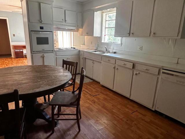 House for sale in Hillsboro, Forest