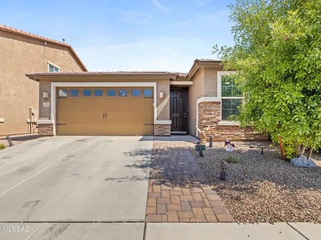 House for sale in La Estancia de Tucson, Tucson