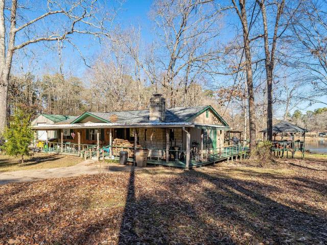 House for sale in Gilchrist, Texas