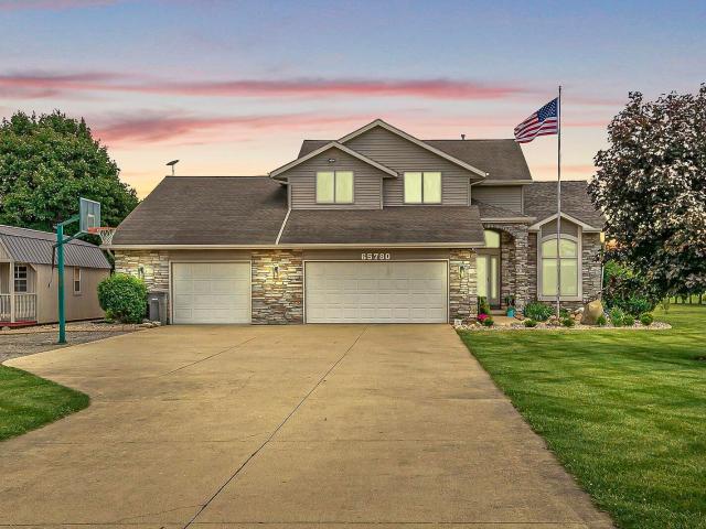 House for sale in Wakarusa, Indiana