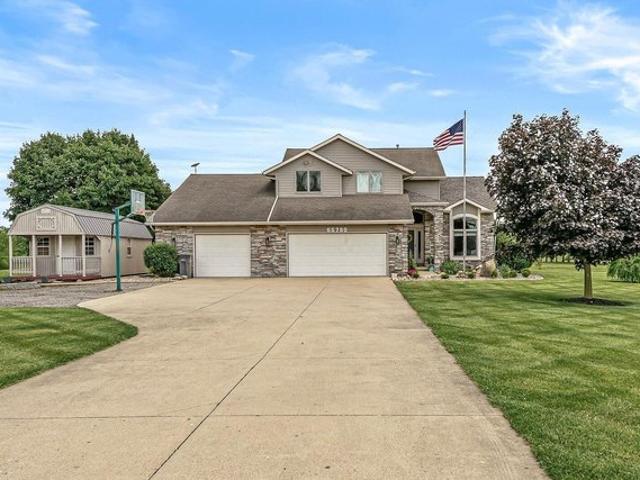 House for sale in Wakarusa, Indiana