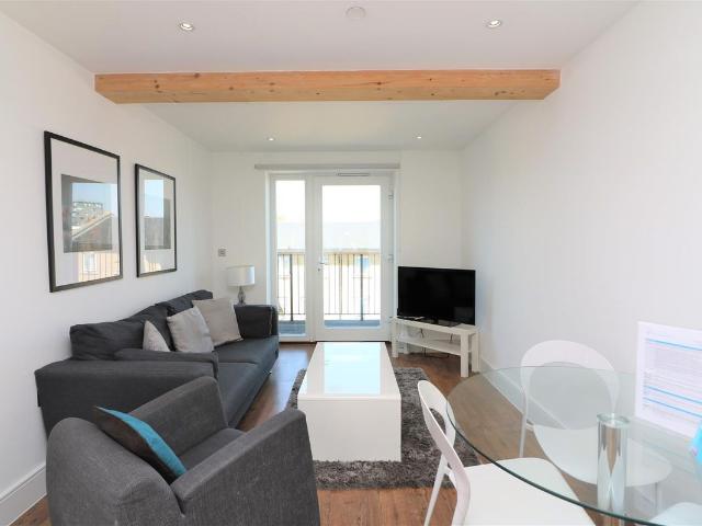 House for rent in Ratcliffe, Limehouse