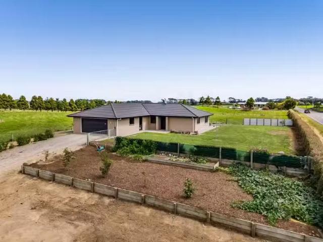 House for sale in Taranaki