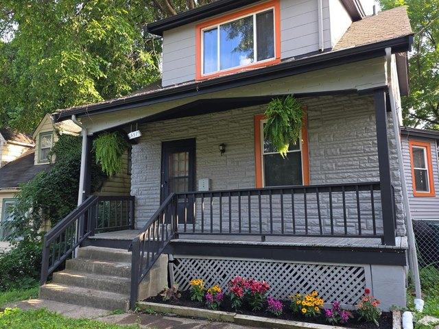 House for sale in Roselawn, Ohio