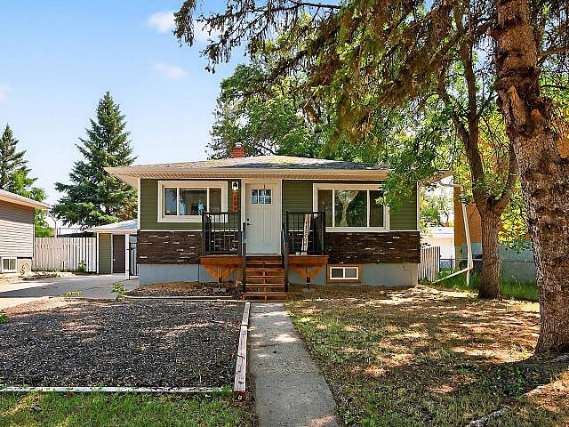 House for sale in Moose Jaw, Saskatchewan