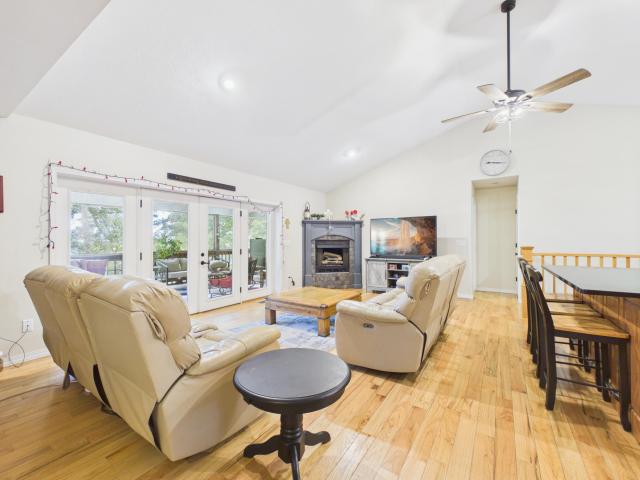 House for sale in Gainesville, Missouri