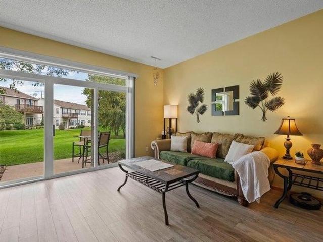 Townhouse for sale in Shakopee, Minnesota
