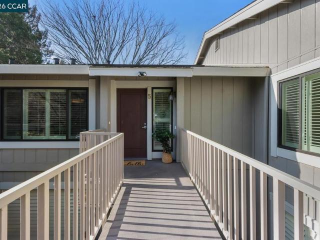 Condo for sale in Walnut Creek, California