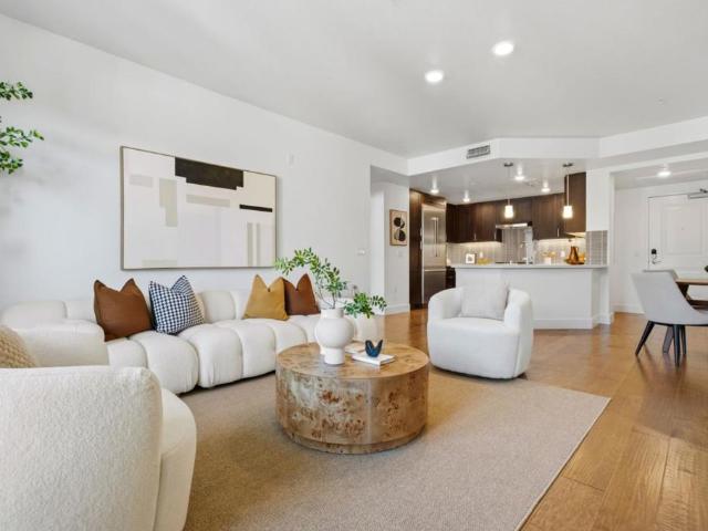 Condo for sale in San Mateo, California