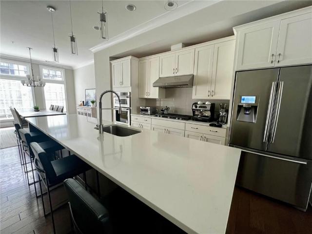 Townhouse for sale in Sandy Springs, Georgia
