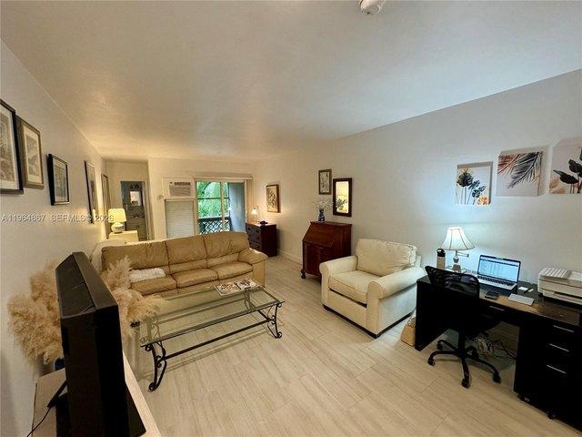 Condo for sale in Coral Gables, Florida
