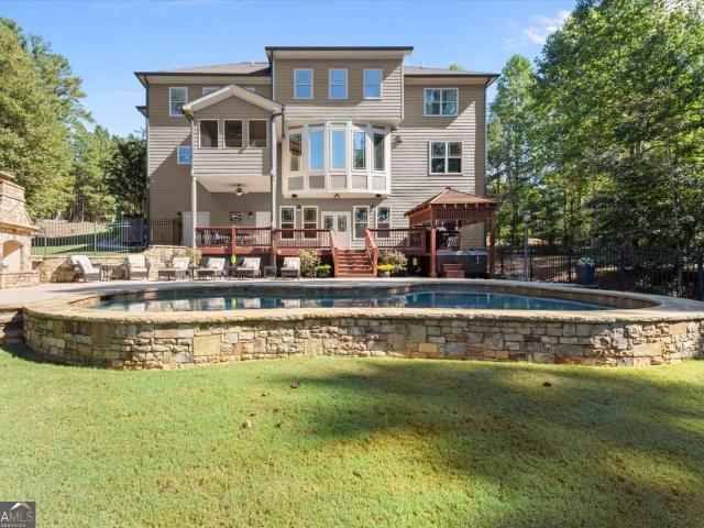 House for sale in Johnson, Flowery Branch