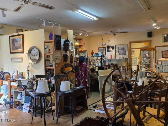 Commercial for sale in Buck Hill Falls, Pennsylvania