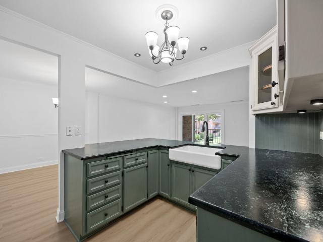 Condo for sale in Downers Grove, Illinois
