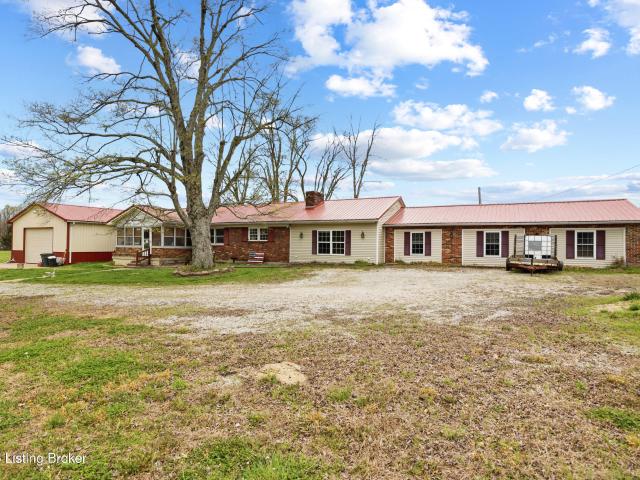 House for sale in Lebanon Junction, Bullitt County