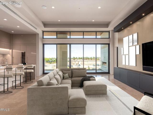 Condo for sale in Paradise Valley