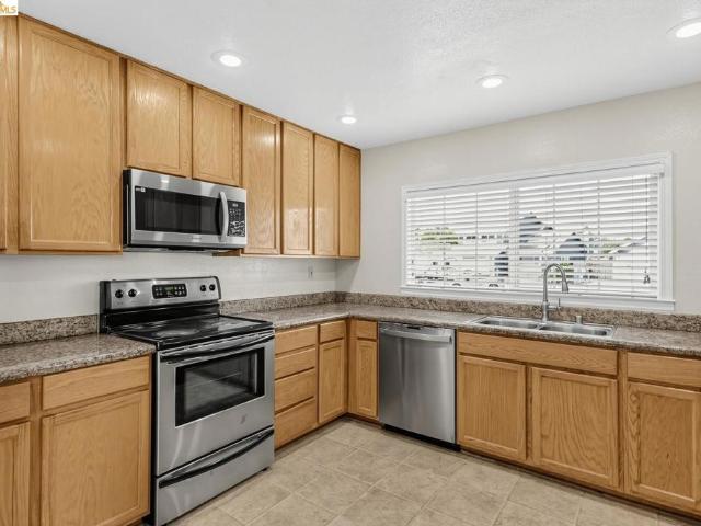 House for sale in J Section, Rohnert Park