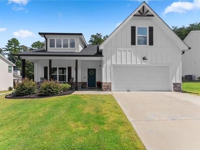House for sale in Lula, Georgia