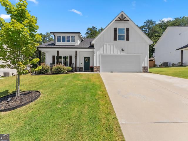 House for sale in Lula, Georgia
