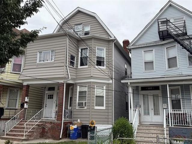 House for sale in Crane Square, Elizabeth