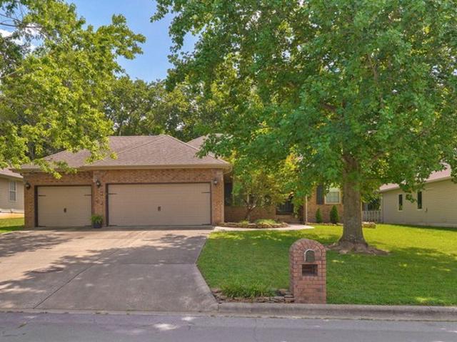 House for sale in Nixa, Missouri