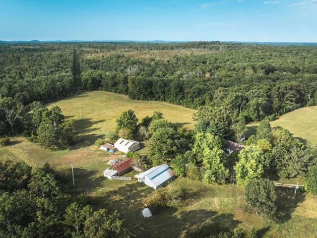 Farm for sale in Cabool, Missouri