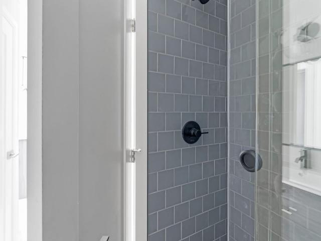Apartment for rent in Mulhurst Bay, Ontario