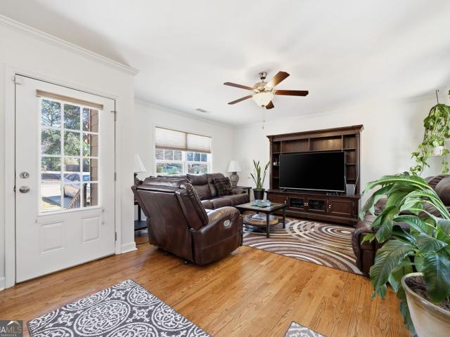 House for sale in Scottdale, Georgia