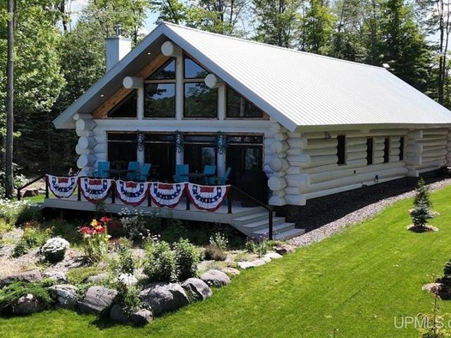 House for sale in Houghton, Michigan