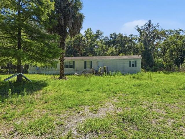 House for sale in Anthony, Florida