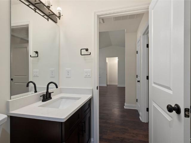 House for sale in Oneida, New York