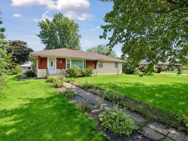 House for sale in Cottage Grove, Minnesota