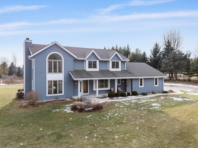 House for sale in Belgium, Wisconsin
