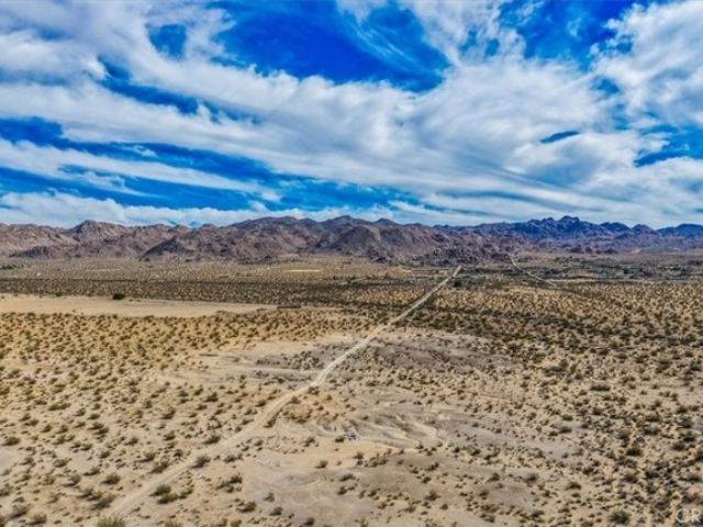 Land for sale in Joshua Tree, California