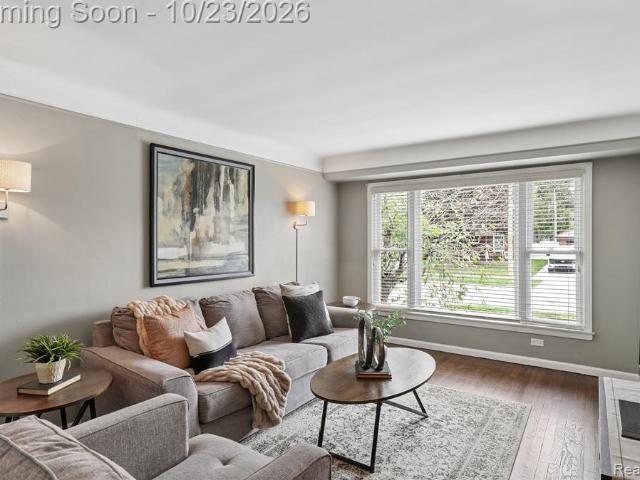 House for sale in Airport Park Subdivision, Allen Park