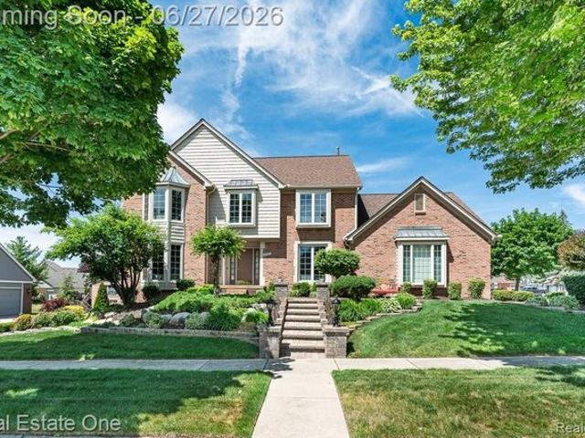 House for sale in Troy, Michigan