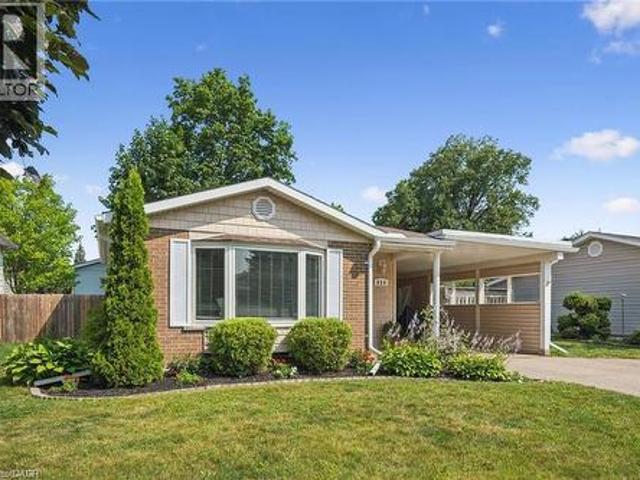 House for sale in Waterloo, Ontario