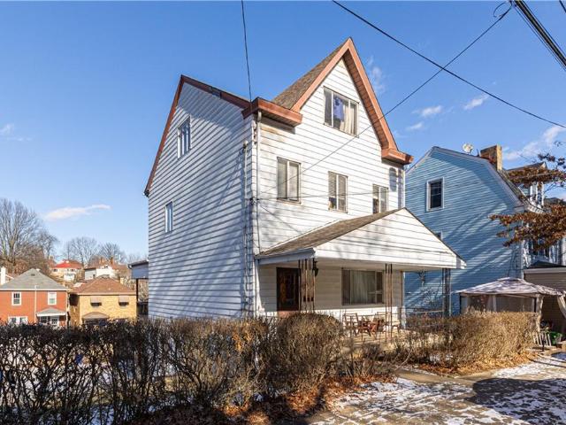 House for sale in Pittsburg, Pennsylvania