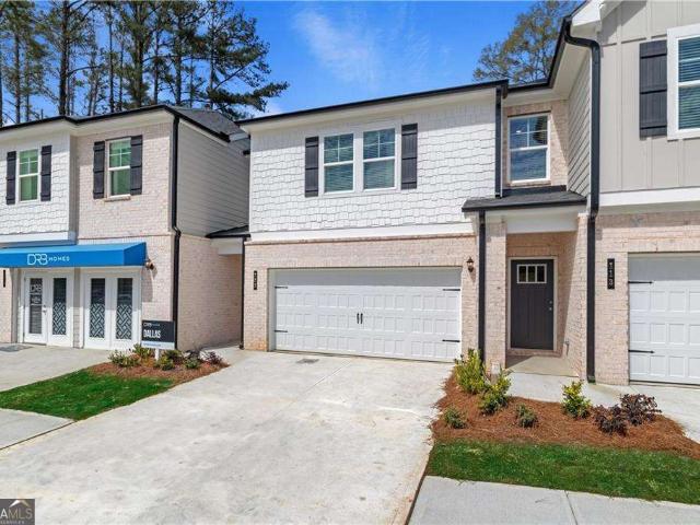 Townhouse for sale in Stockbridge, Georgia