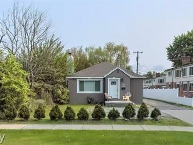 House for sale in Clawson, Michigan