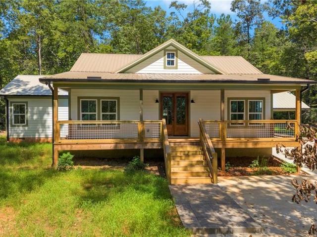House for sale in Tamassee, South Carolina