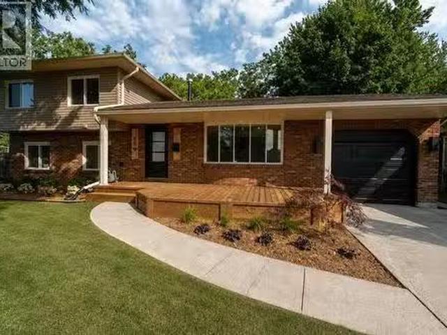 House for sale in Brights Grove, Ontario