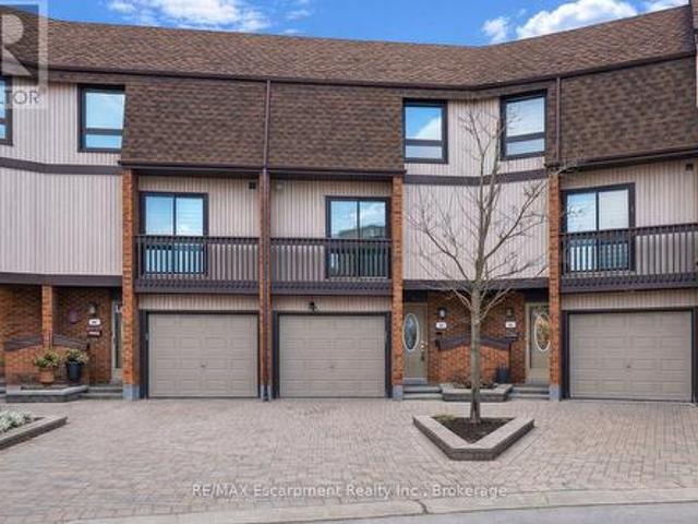 Townhouse for sale in Mississauga, Ontario
