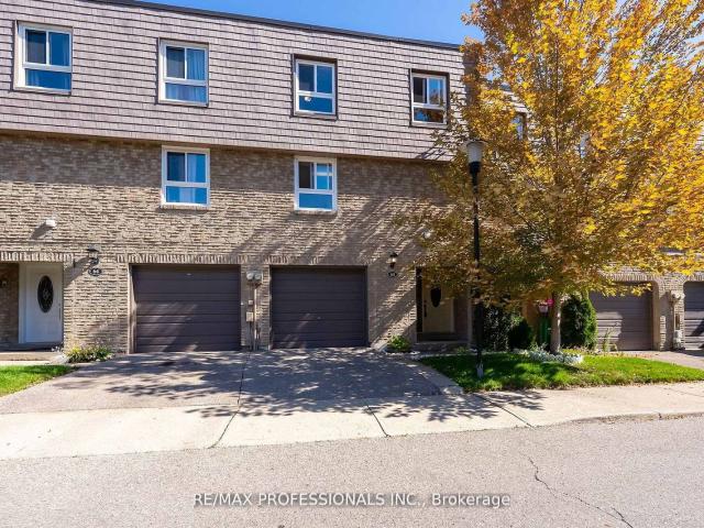 Condo for sale in Woburn, Ontario