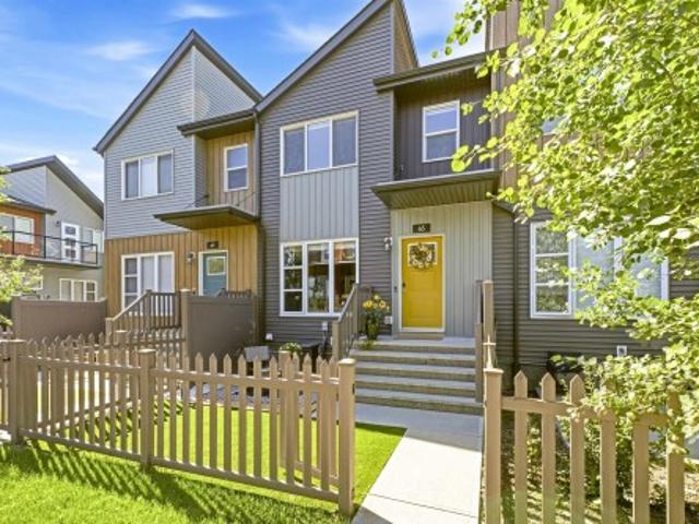 Townhouse for sale in Wedgewood, Alberta