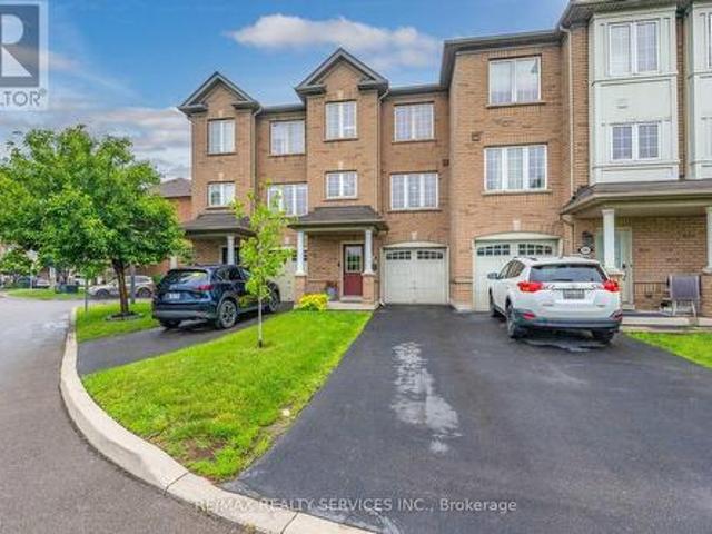 Townhouse for sale in Hamilton Beach, Hamilton
