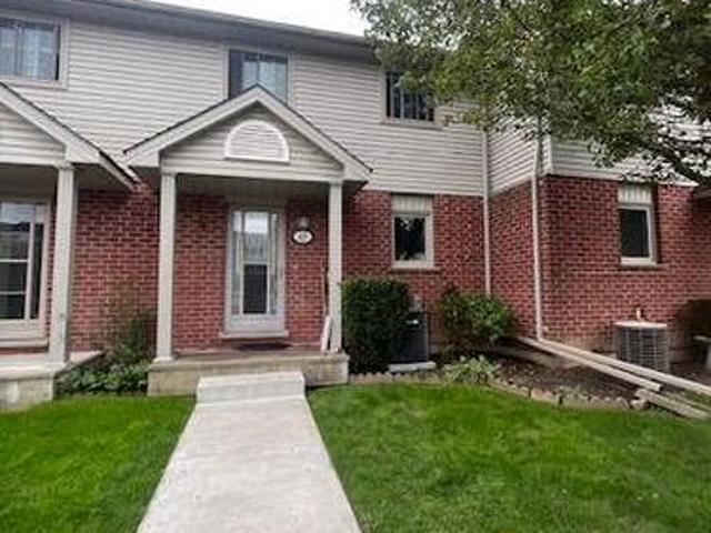 Townhouse for rent in Arva, Ontario