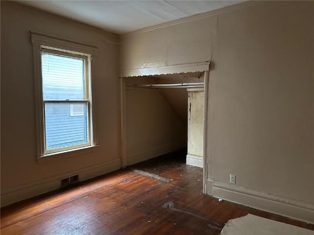 House for sale in Oak Hill, New York