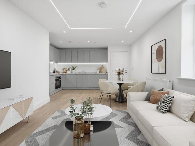 Apartment for rent in Totteridge, Cressex